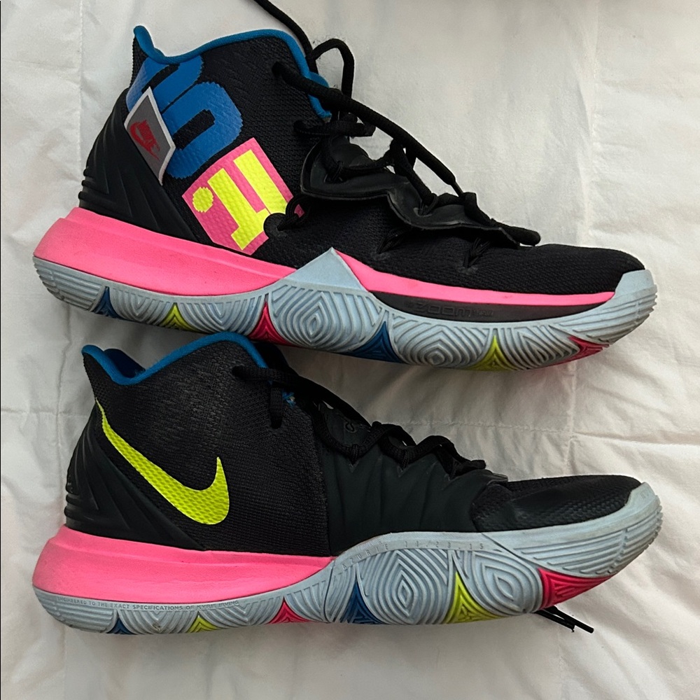 Kyrie 5 ‘Just Do It” Size 8.5